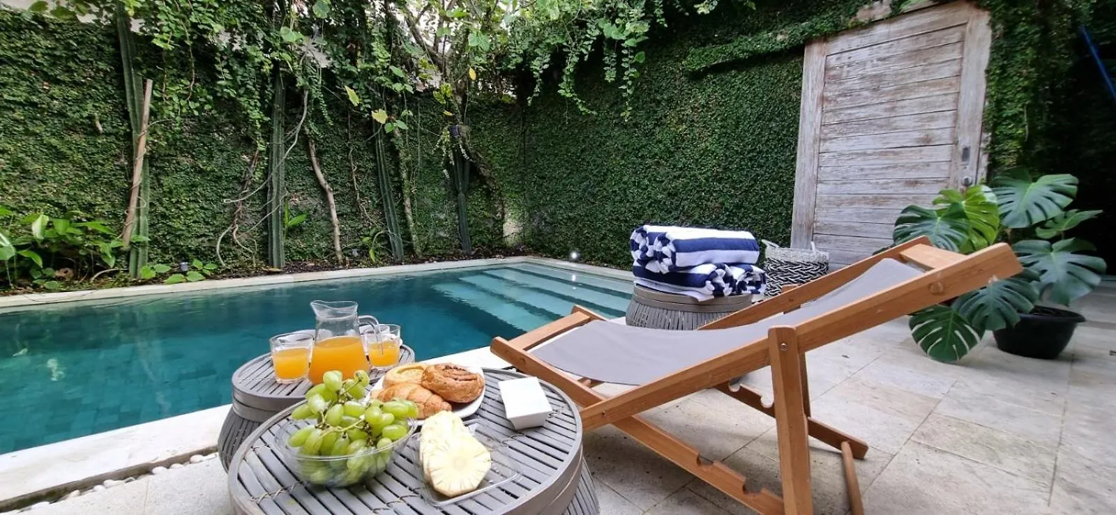 Tropical 2Br Private Pool Villa In Central Seminyak インドネシア